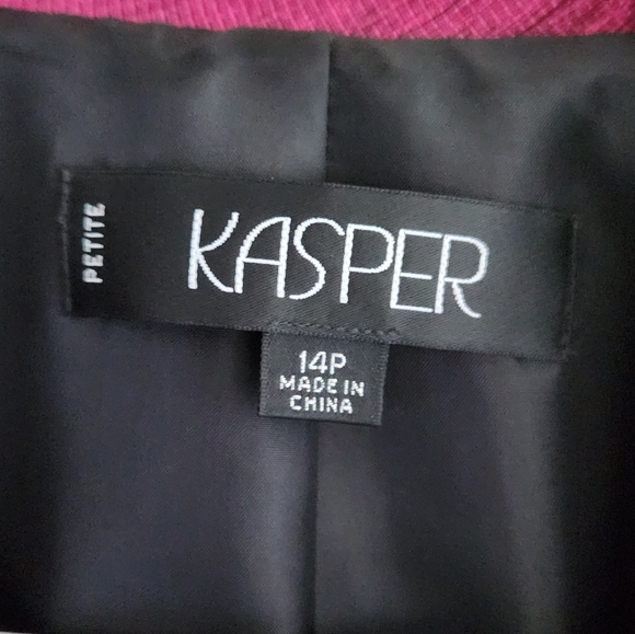 Kasper Magenta Bow Suit Jacket - Picture 14 of 16